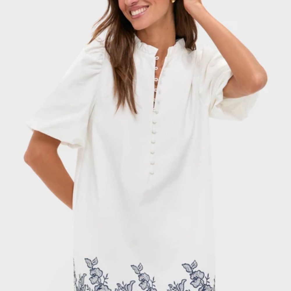 HYACINTH HOUSE // TUCKERNUCK
White & Navy Embroidery Mimi Mini Dress